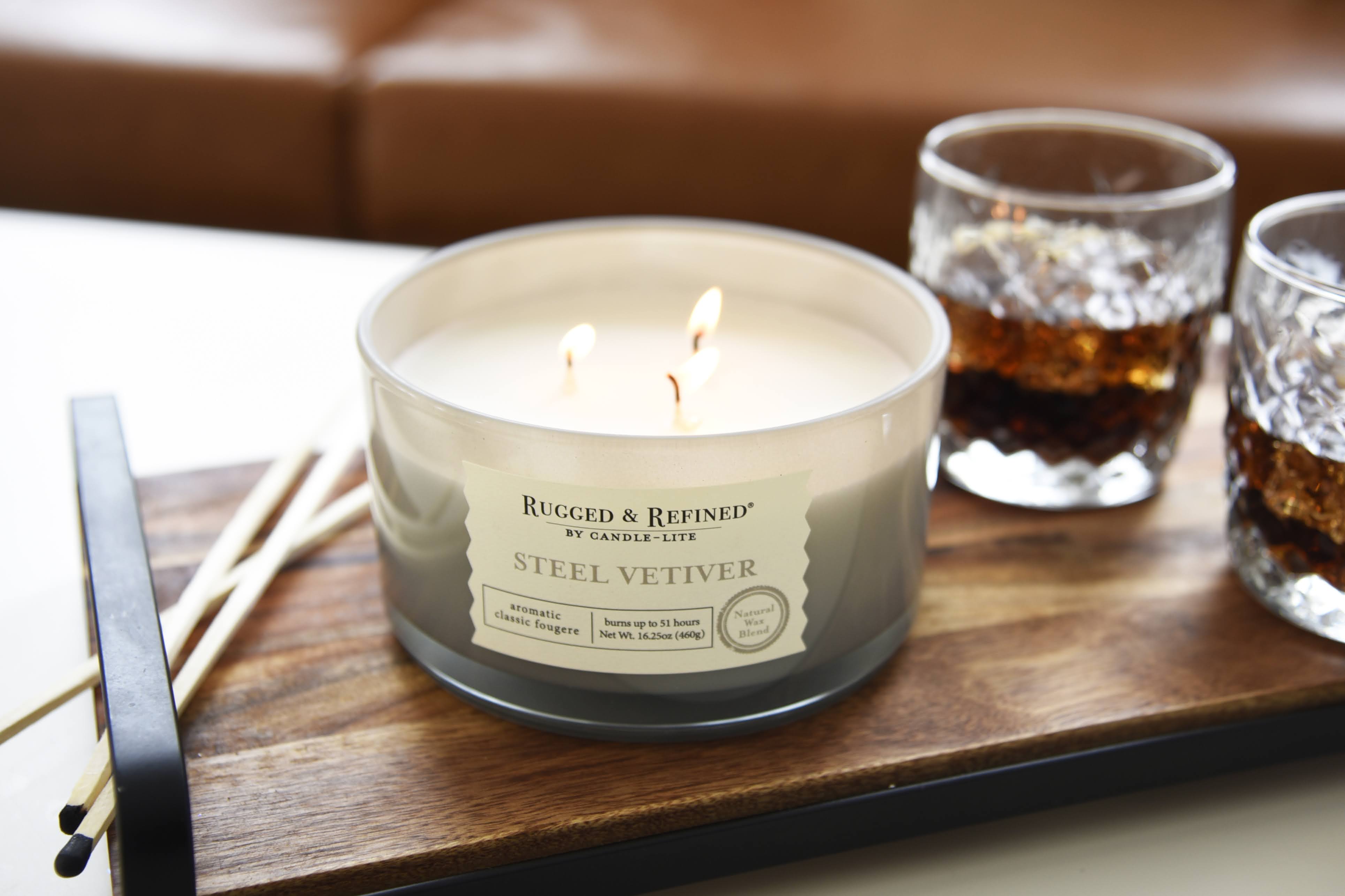 Vetiver in Chestnut Candle - Scents Of Wood